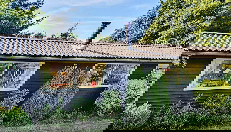 Foto 1 - 6 Person Holiday Home in Hojby