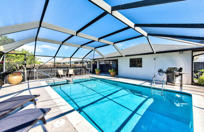Milano Vacation Rental: Newly Renovated 3-BR Home with Private Pool, Hot Tub, and Pet-Friendly Front Yard. Minutes from Vanderbilt Beach - Foto 12