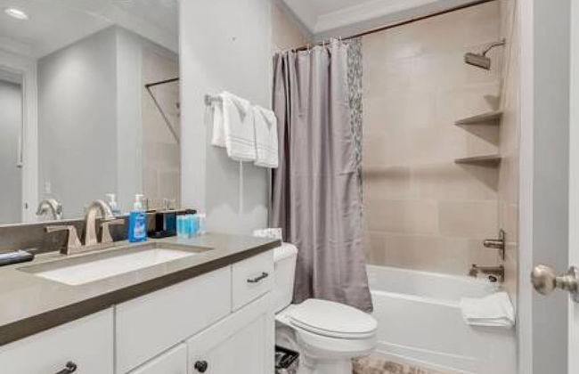 Prime Location Music House 10 Beds Free Parking - Foto 8