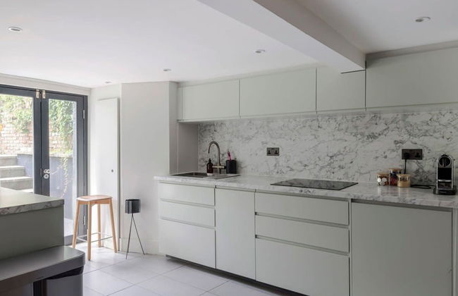 Stylish Georgian Townhouse w Sun Terrace Garden - Foto 8