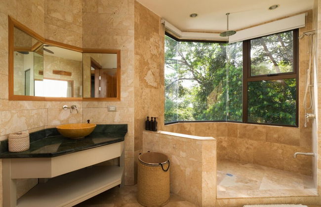 Stunning 7 BR Villa Manuel Antonio Sanctuary - Foto 21