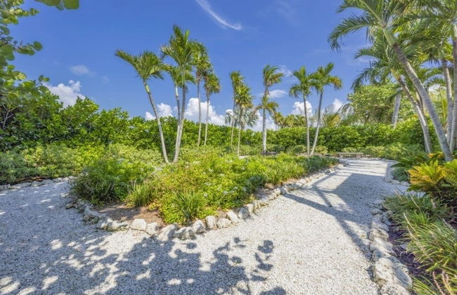 Aloha Baby- 5 Bedroom Luxury Pool Home! 5 Home by RedAwning - Photo 41