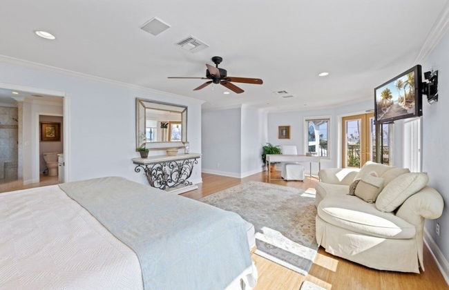 Aloha Baby- 5 Bedroom Luxury Pool Home! 5 Home by RedAwning - Photo 12