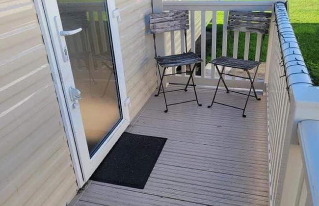 Budget 3-bed Caravan in Tunstall, Hull - Foto 10