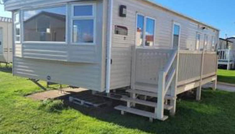 Foto 1 - Budget 3-bed Caravan in Tunstall, Hull