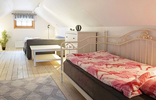 5 Person Holiday Home in Lindome, Sverige - Foto 2