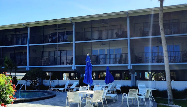 Photo 1 - Sunset Beach 202 2 Bedroom Condo by RedAwning