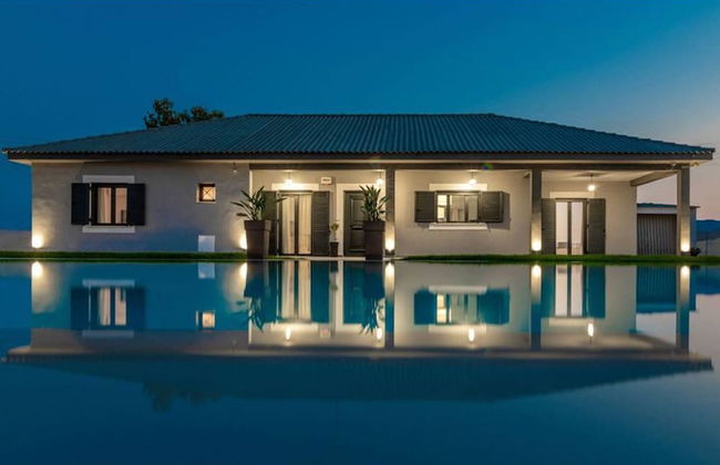 Nimar Luxury Villa - Private Swimming Pool - Photo 44