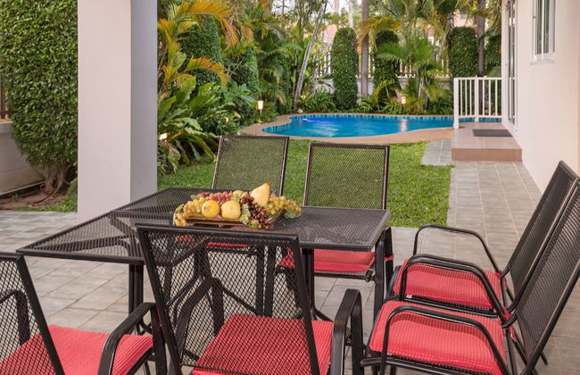 Leelawadee Pool Villa - Photo 35