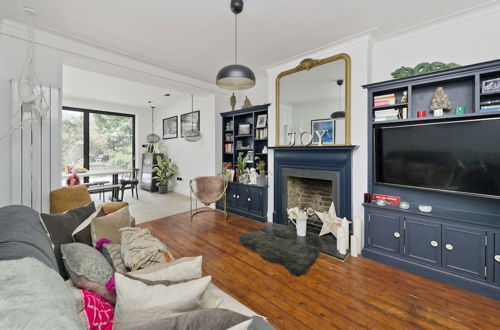 Foto 20 - Stunning one Bedroom Flat With Large Terrace in Chiswick by Underthedoormat