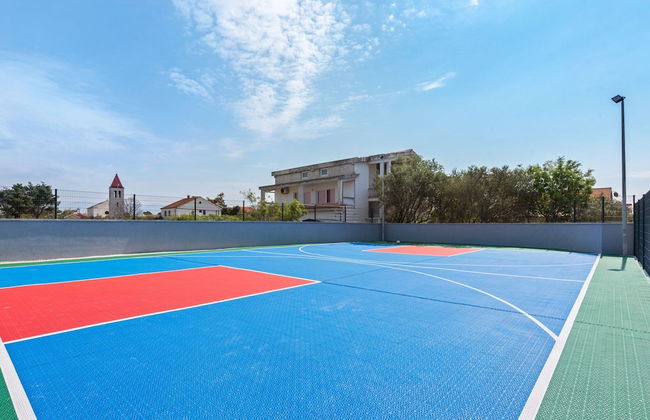 Holiday Home on Vir With Pool & Wellness - Foto 14
