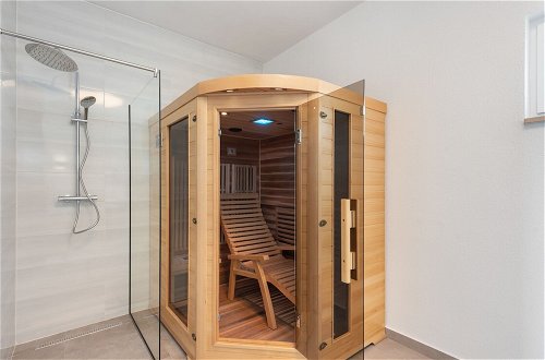 Photo 10 - Exotic Holiday Home in Vir With Sauna