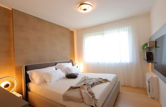 Photo 2 - Stylish apartment 100m from the beach