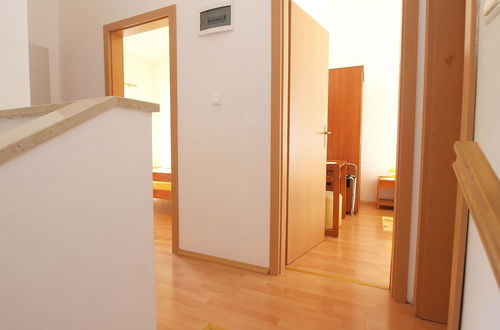 Photo 2 - Apartment 446