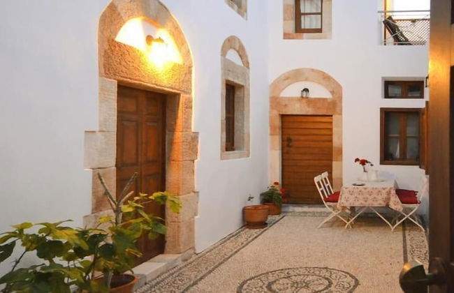 CasaLindos - Photo 25