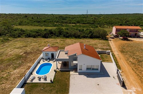 Photo 46 - Villa Roma in Nin With 3 Bedrooms and 2 Bathrooms