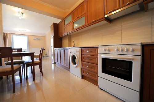 Photo 6 - Dionysos Luxury Apartments