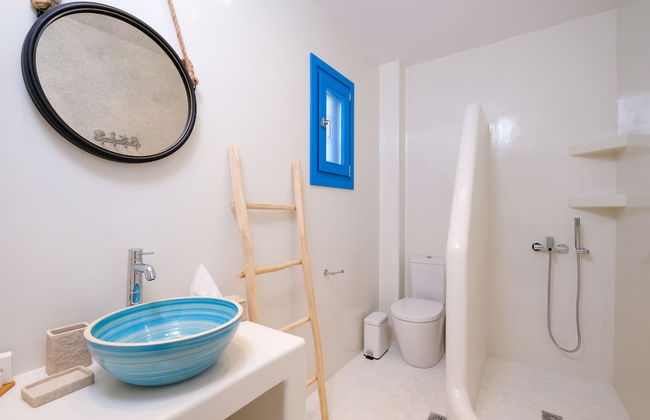 Aelia Collection Suites - Adults Only - Photo 27