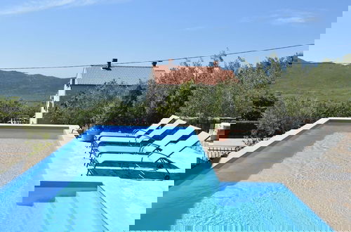 Foto 1 - Authentic Holiday Home with Private Pool near Dubrovnik