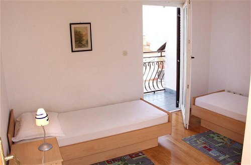 Foto 4 - Beautiful Apartment With Sea View, Trogir, Croatia