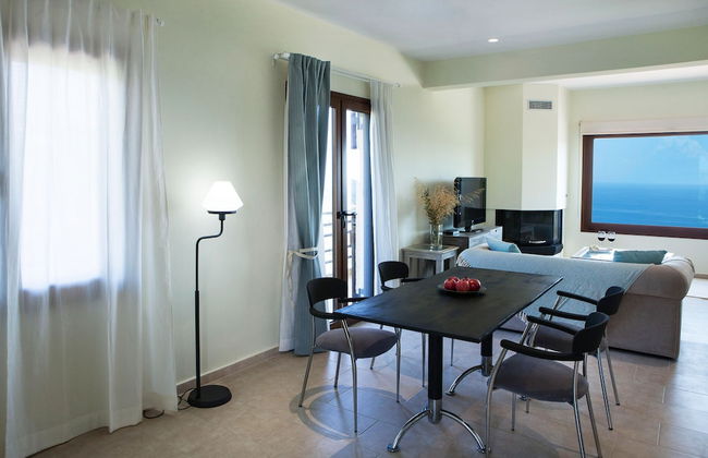 Family Vacation home with Views in Heart of Mani - Photo 19