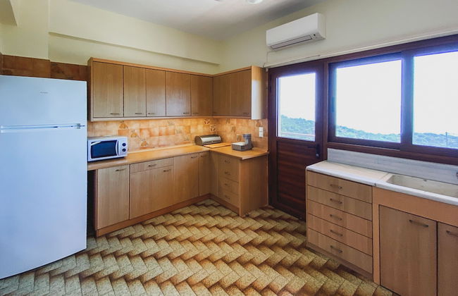 Family Vacation home with Views in Heart of Mani - Photo 16