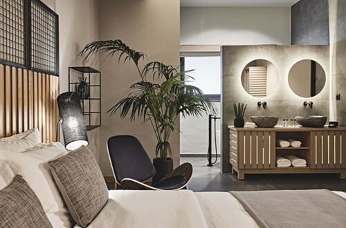 Photo 8 - Cama Luxury Suites