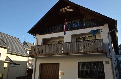 Photo 1 - Lovely Holiday Home in Veldenz near Mosel River