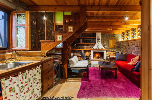 Photo 2 - Escape in the Forest, Cosy Chalet with Home Cinema