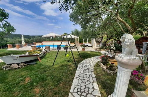 Photo 51 - Robi- Swimming Pool and Beautiful Garden - A2-crveni