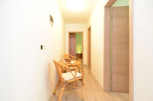 Photo 13 - Apartment 877