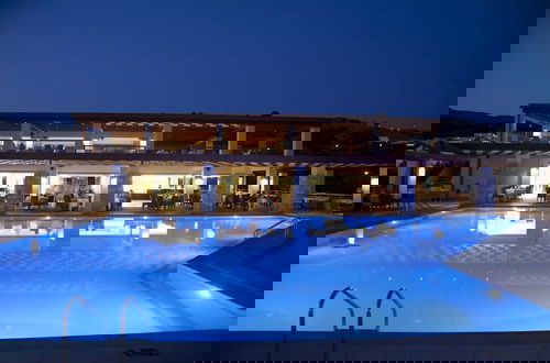 Foto 11 - Island Blue Hotel