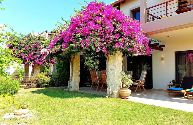 Villa Carlos - Foto 1