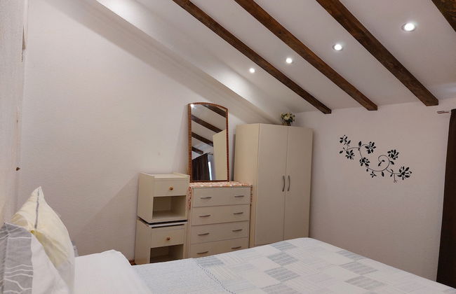 Apt Lavender on Nincevica St-1 BR Apt - Foto 2
