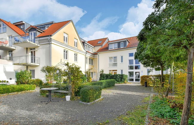 Apartment in Wiek auf Rgen With Forest - Photo 1