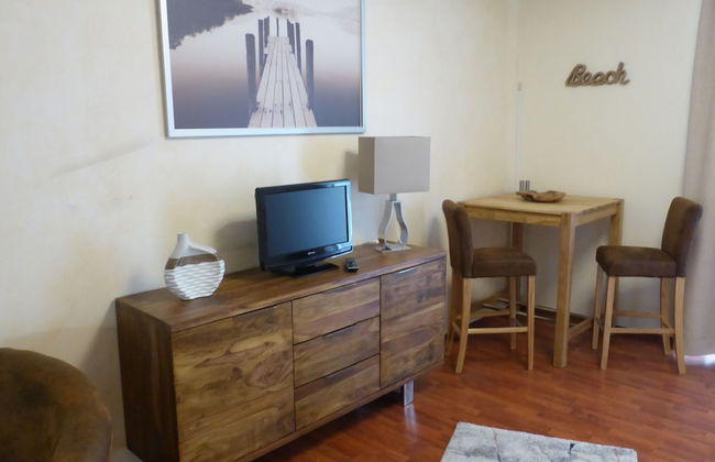 Apartment in Wiek auf Rgen With Forest - Photo 7