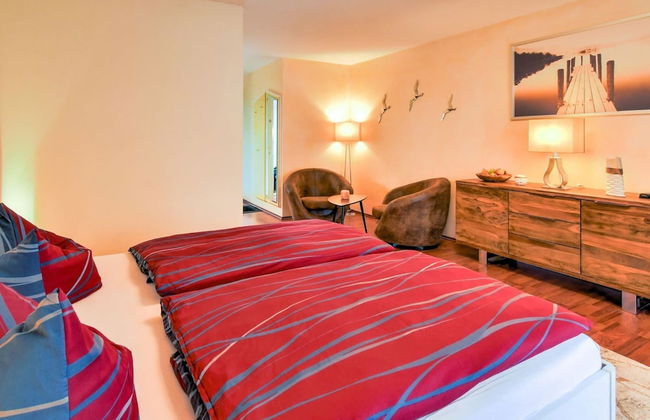 Apartment in Wiek auf Rgen With Forest - Photo 2