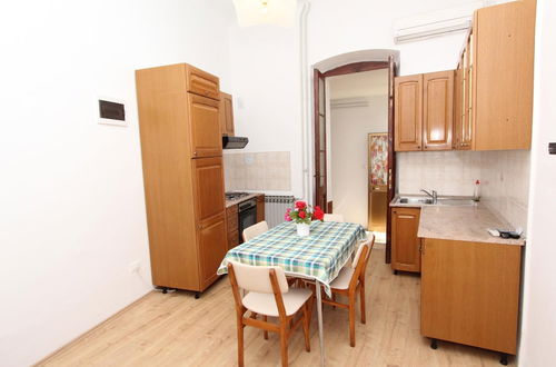 Photo 11 - Apartment Riki