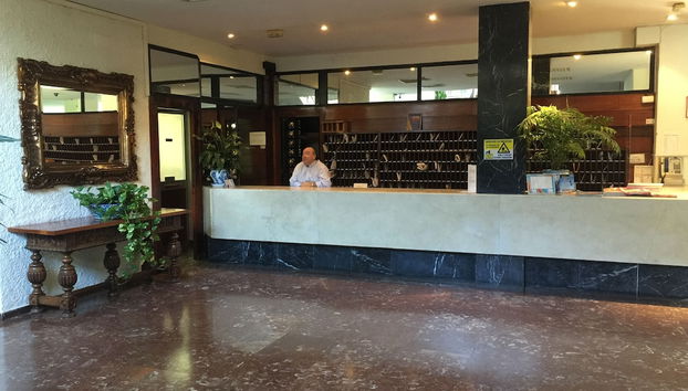 Check-in-/Check-out-Schalter