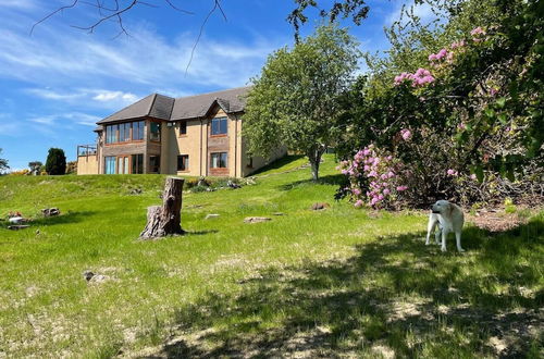 Foto 1 - Beautiful Hillside Apartment Near Elgin, Scotland