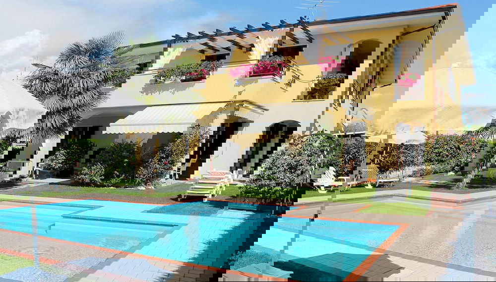 Primary image