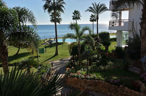 Photo 27 - Mi Capricho Luxury Apartament by the Sea