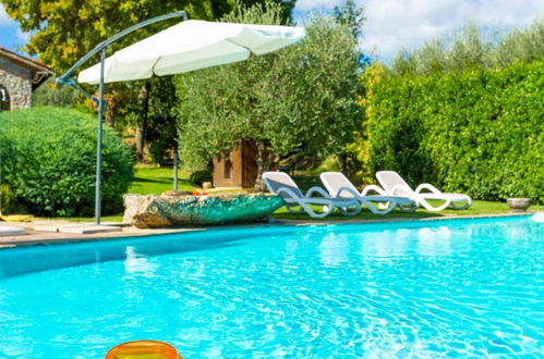 Foto 10 - Villa Casale Silvia Large Private Pool A C Wifi - 2931