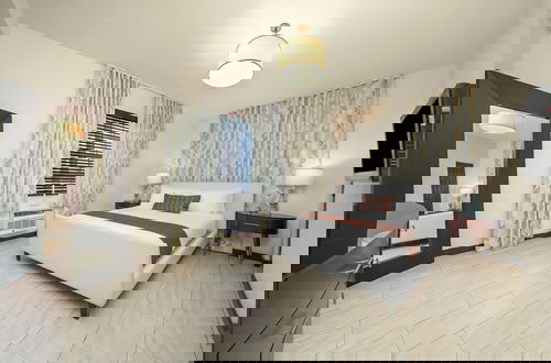 Foto 12 - Tradewinds Apartment Hotel