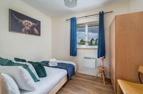 Photo 8 - Cozy 2 bed Room Flat, Walking Distance From Excel