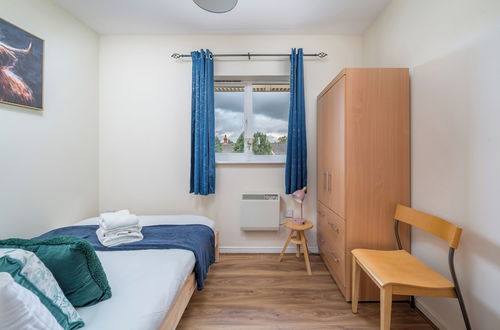 Photo 6 - Cozy 2 bed Room Flat, Walking Distance From Excel