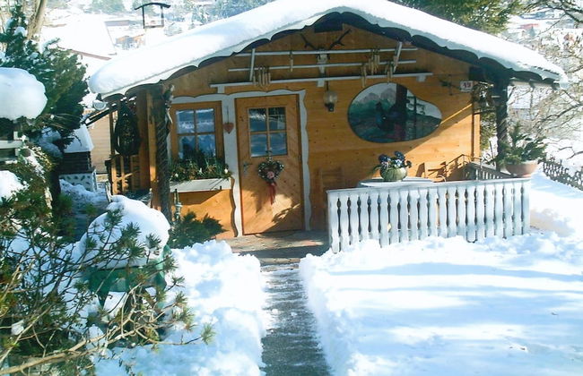 Cozy Chalet in Karrösten near Forest - Foto 1