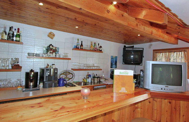 Chalet in Alps Near Ski Slopes - Foto 13
