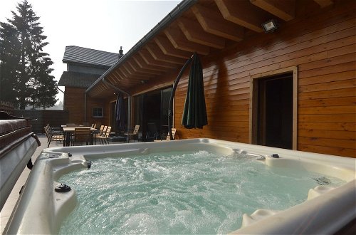 Foto 30 - Luscious Holiday Home in Waimes With Pool & Sauna
