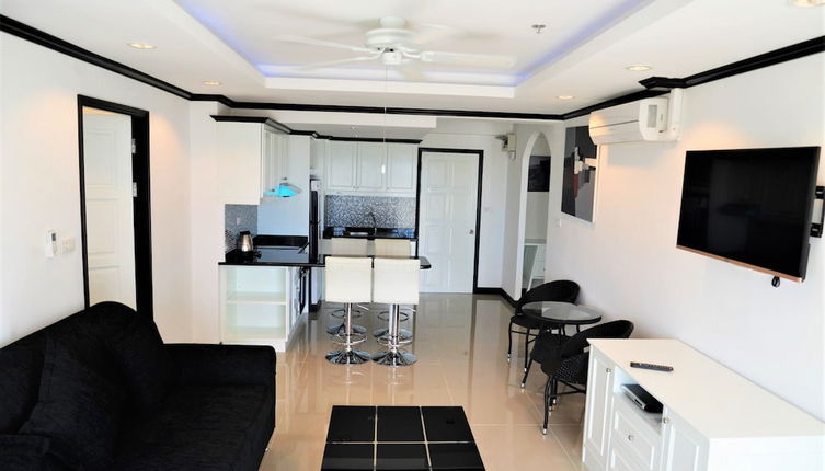 Photo 1 - Stylish 2 bed Condo Jomtien